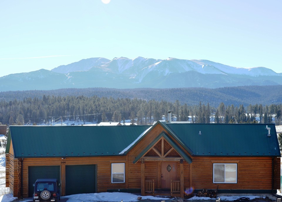 unobstructed pikes peak view! your home sits perfectly to enjoy a magnificent pikes peak view.